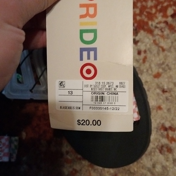 Rainbow sandals with thick black soles from Target NWT - Picture 7 of 7